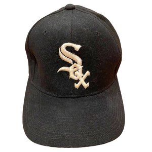 Vintage Sports Specialties Chicago White
Sox Fitted Hat 6 5/8 Fitted Wool 90s